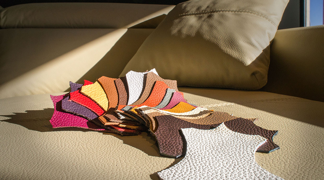 Qué es mejor: un sillón de cuero o de tela
